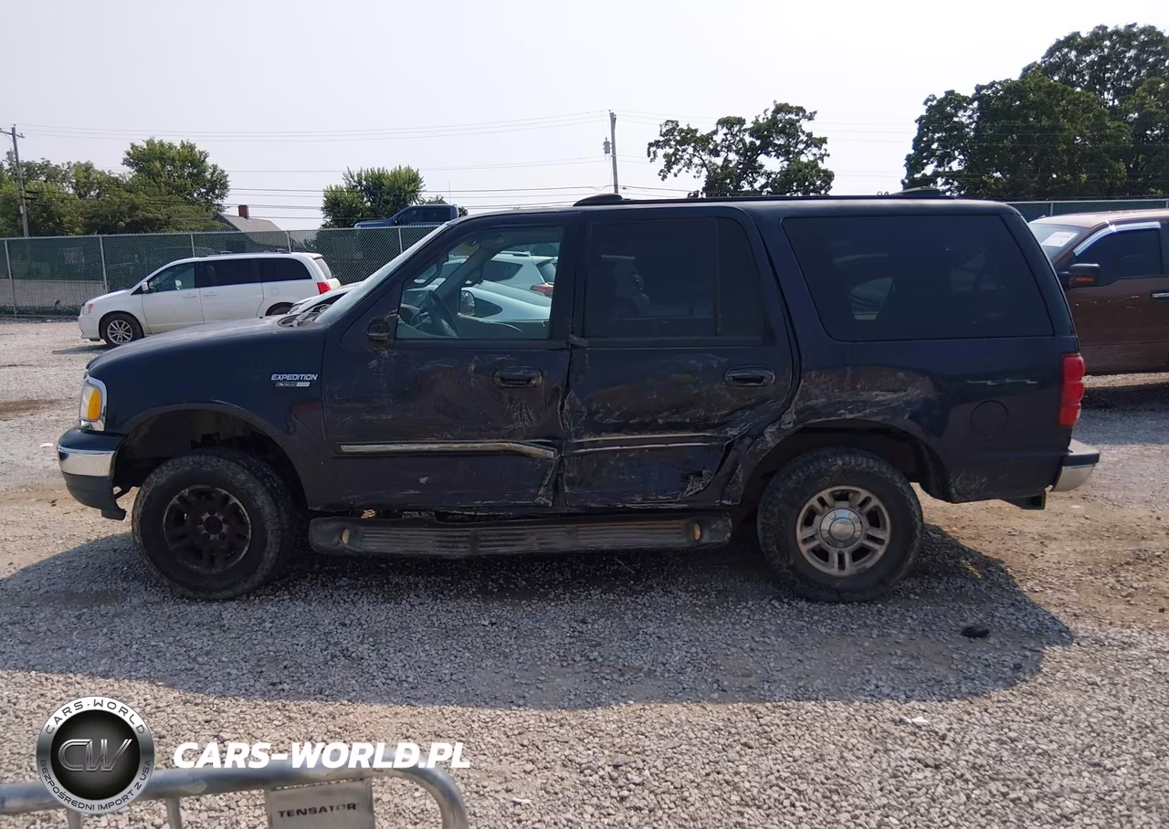2000 Ford Expedition Xlt VIN:1FMPU16L9YLC21614 - 14