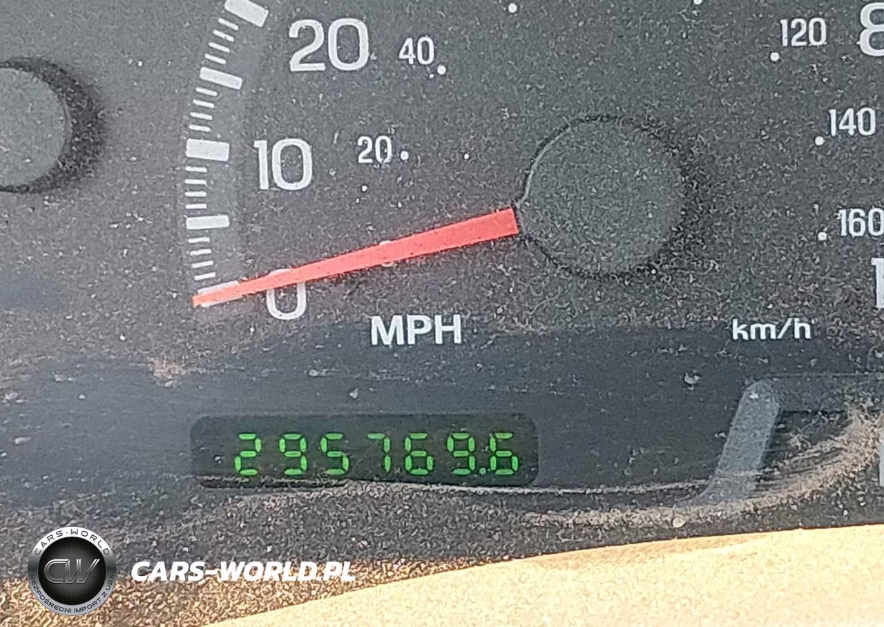 2000 Ford Expedition Xlt VIN:1FMPU16L9YLC21614 - 15