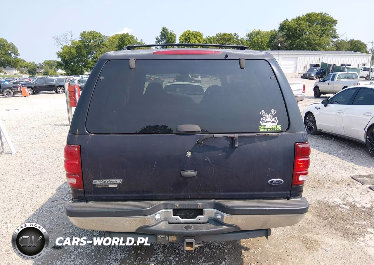 2000 Ford Expedition Xlt VIN:1FMPU16L9YLC21614 - 16