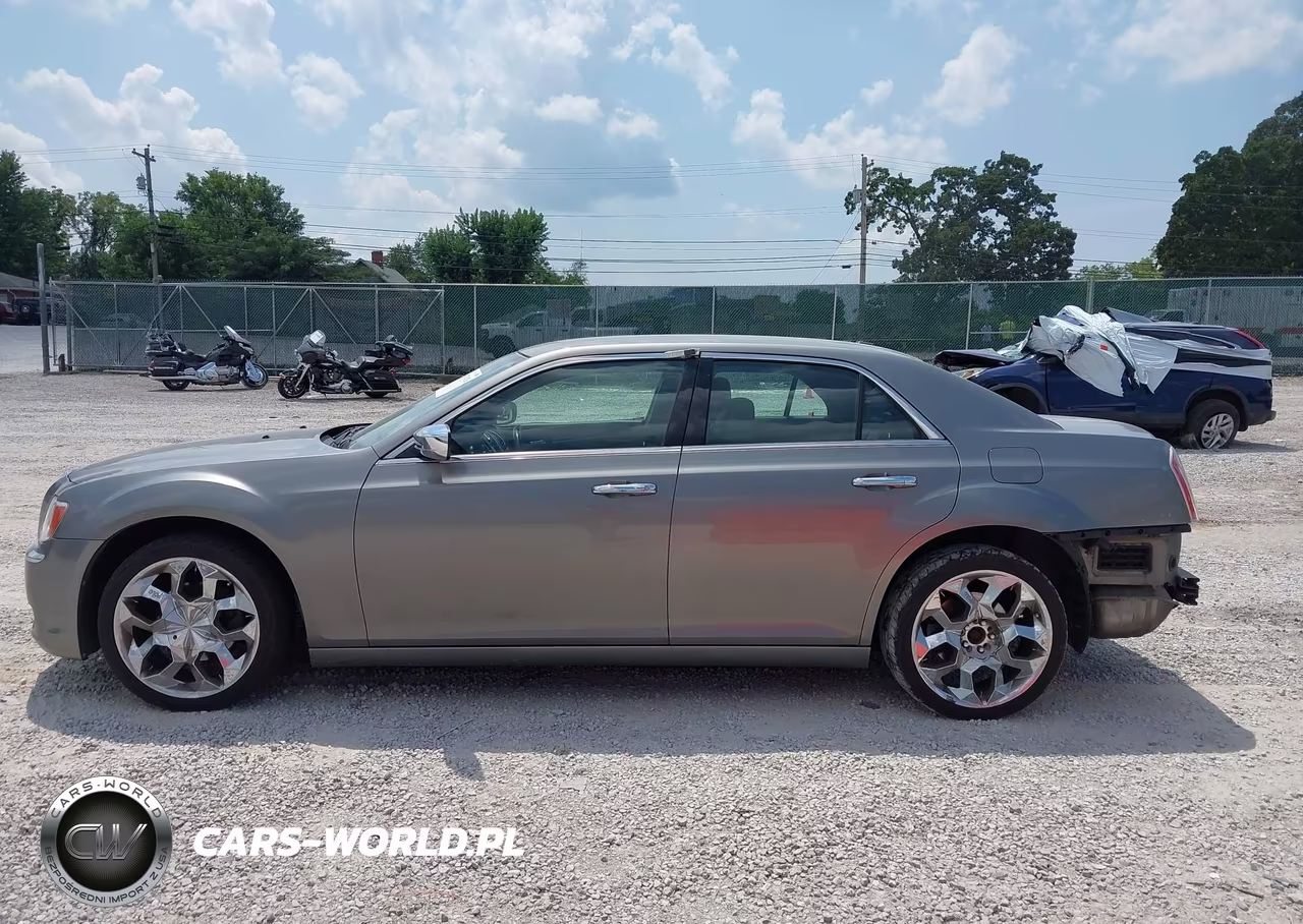 2011 Chrysler 300 Limited VIN:2C3CA5CG4BH574586 - 14
