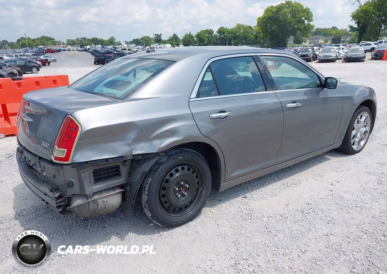 2011 Chrysler 300 Limited VIN:2C3CA5CG4BH574586 - 4