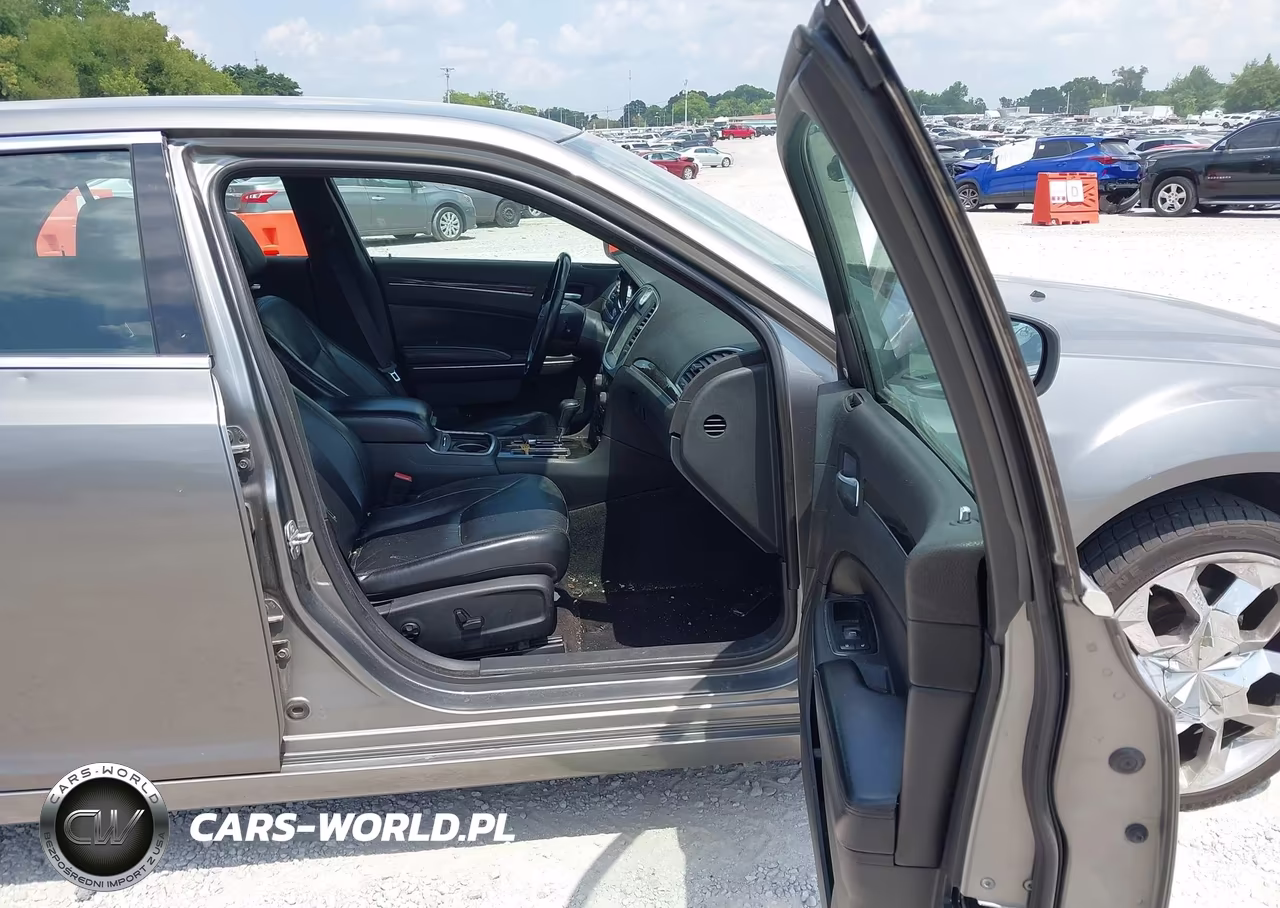 2011 Chrysler 300 Limited VIN:2C3CA5CG4BH574586 - 5