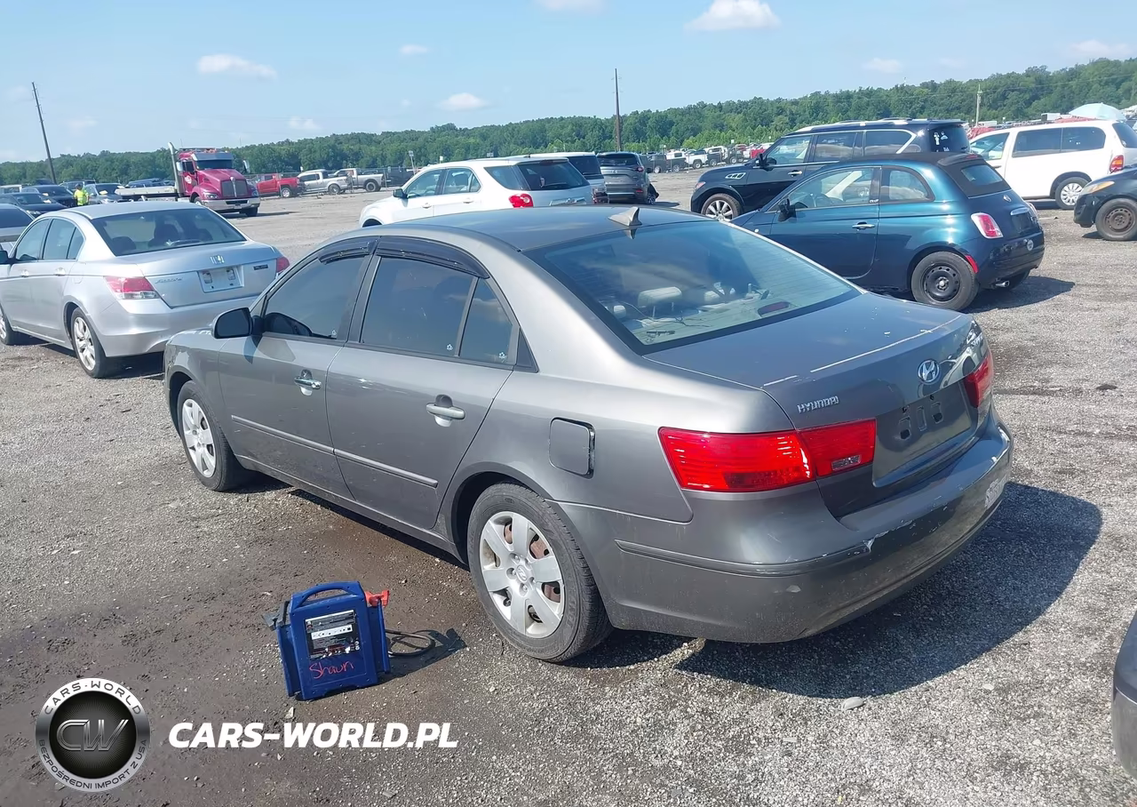 2010 Hyundai Sonata Gls VIN:5NPET4AC2AH579669 - 3