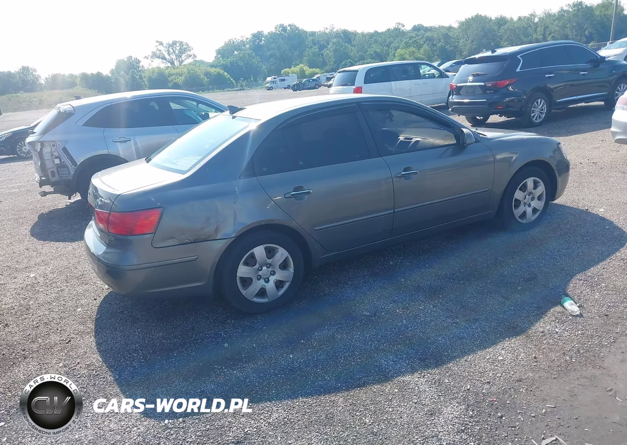 2010 Hyundai Sonata Gls VIN:5NPET4AC2AH579669 - 4