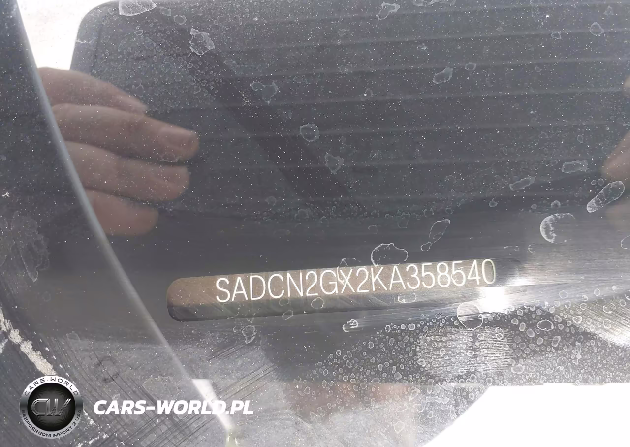 2019 Jaguar F-Pace 30T Portfolio VIN:SADCN2GX2KA358540 - 9