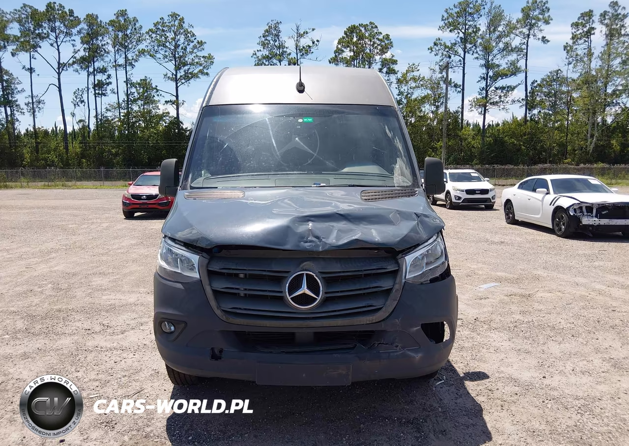 2019 Mercedes-Benz Sprinter 2500 High Roof V6 VIN:WD4PF1CD0KP151762 - 12
