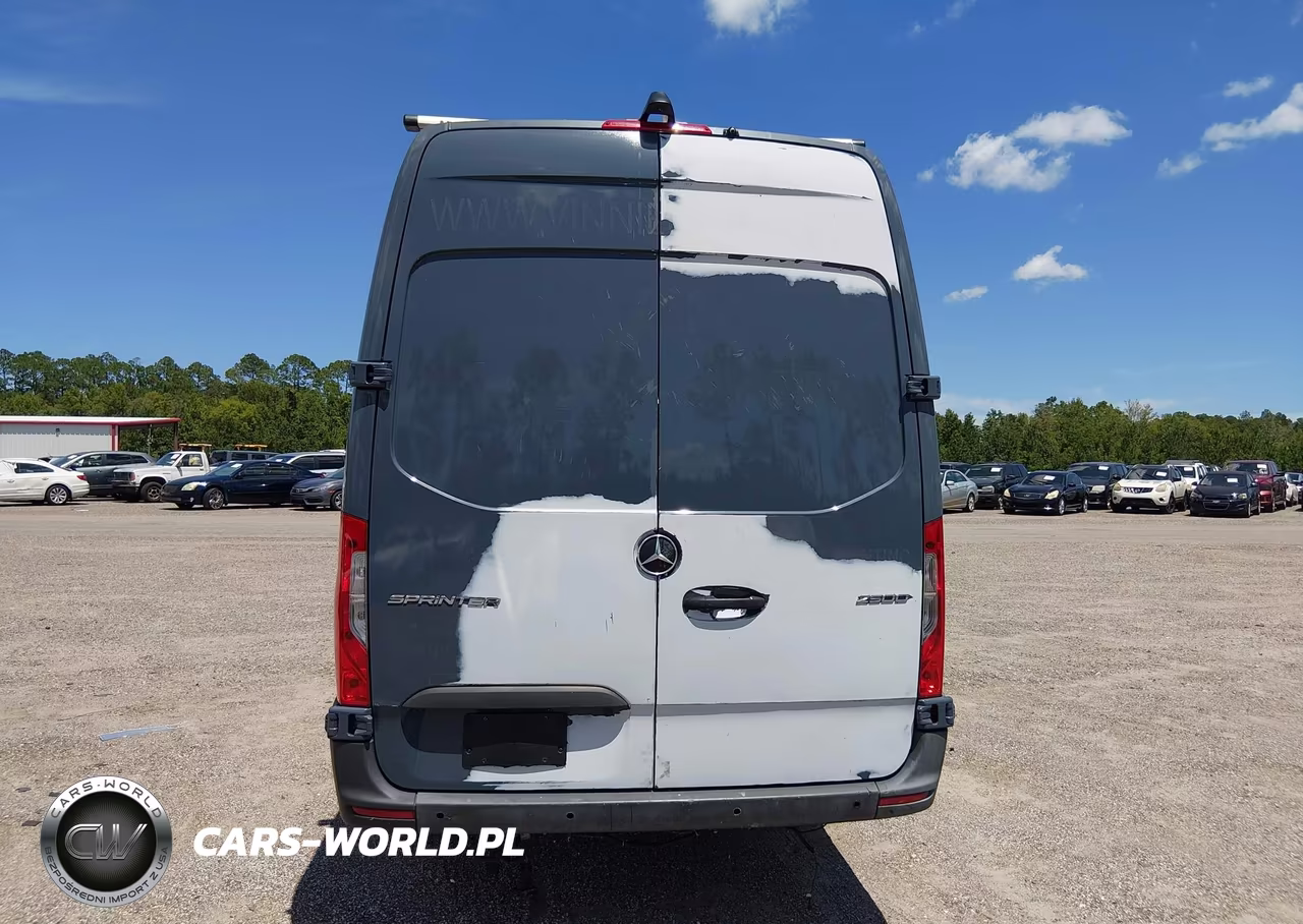 2019 Mercedes-Benz Sprinter 2500 High Roof V6 VIN:WD4PF1CD0KP151762 - 16