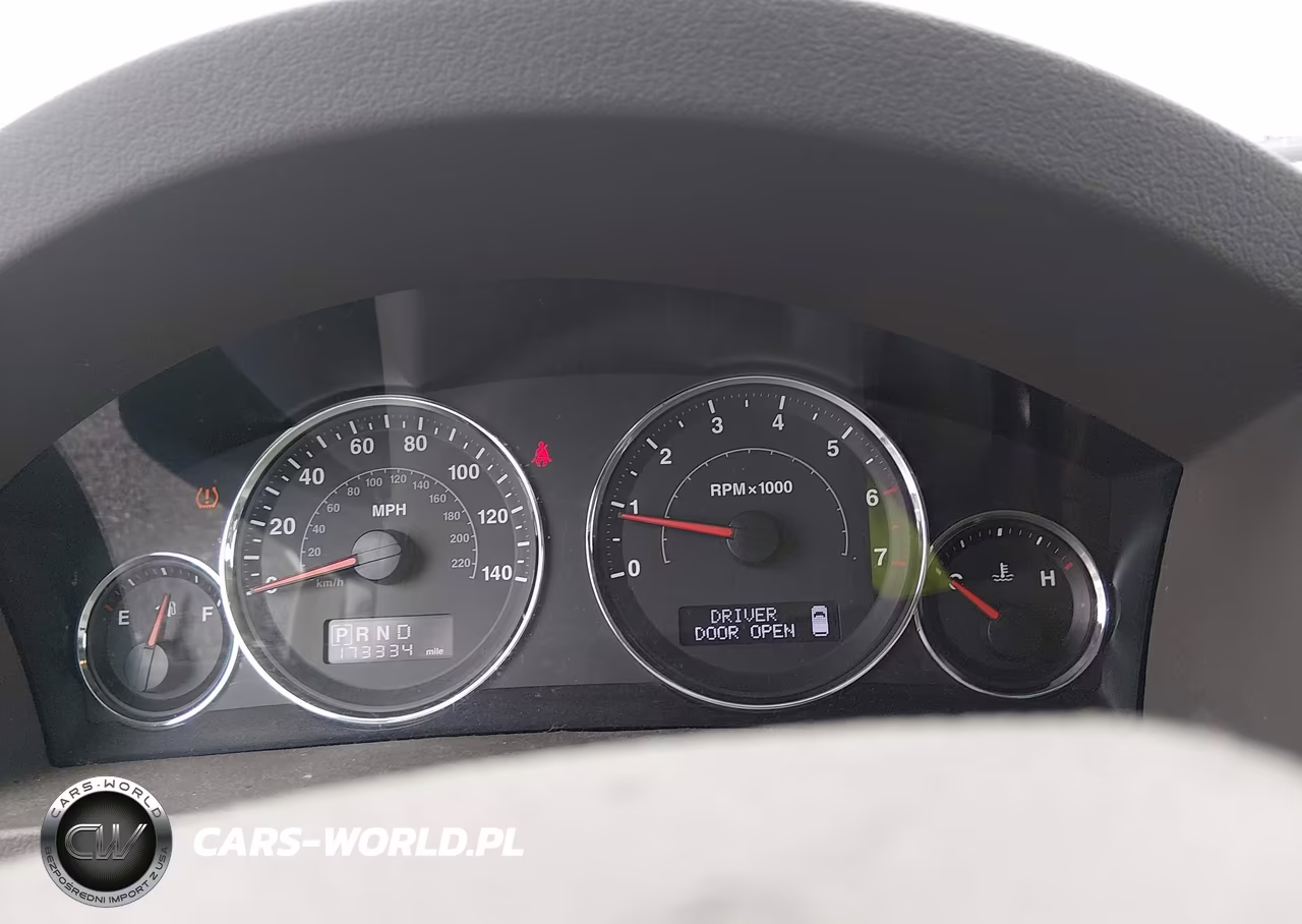 2008 Jeep Grand Cherokee Laredo VIN:1J8GR48K88C242653 - 7