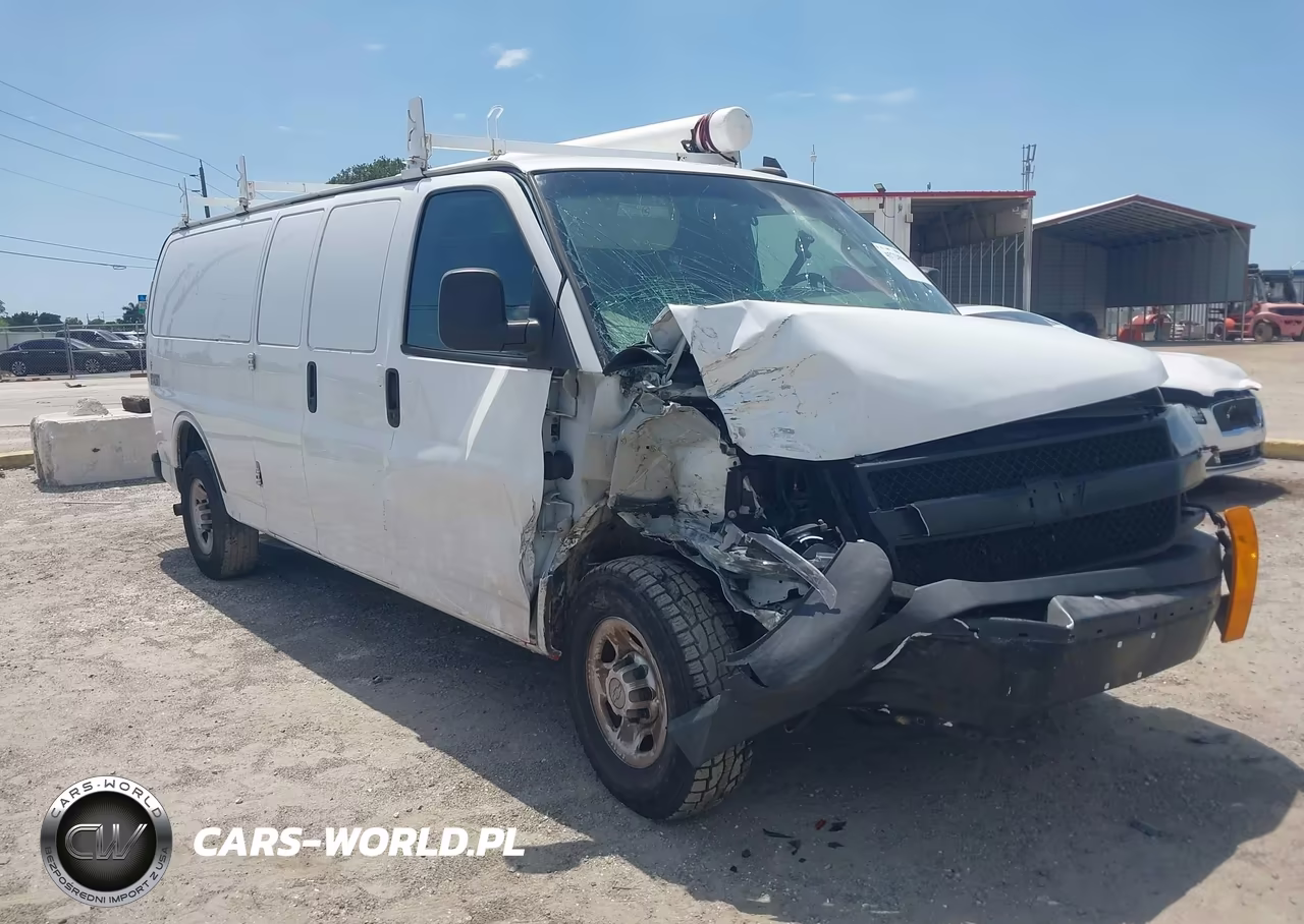 2018 Chevrolet Express 2500 Work Van – zdjęcie 1 z 16