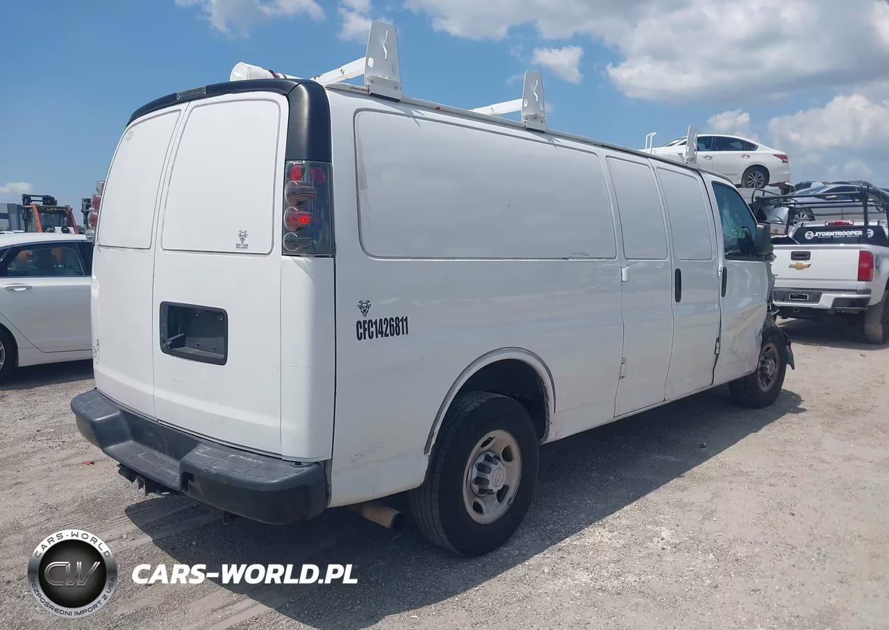 2018 Chevrolet Express 2500 Work Van VIN:1GCWGBFG8J1288903 - 4