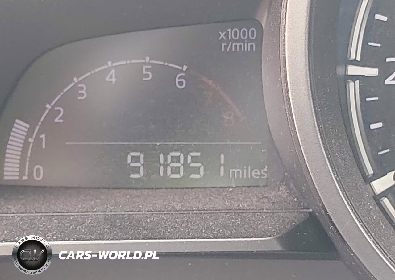 2018 Mazda Mazda3 Touring VIN:3MZBN1L31JM267987 - 15