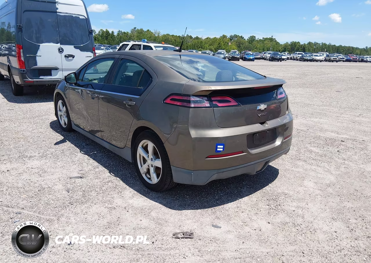 2014 Chevrolet Volt VIN:1G1RA6E45EU139441 - 3