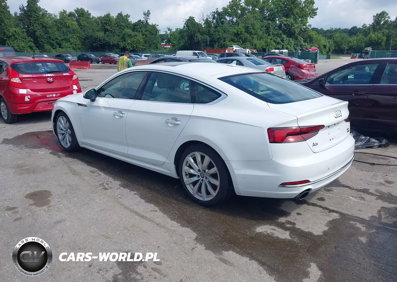 2018 Audi A5 2.0T Premium VIN:WAUANCF5XJA103641 - 3