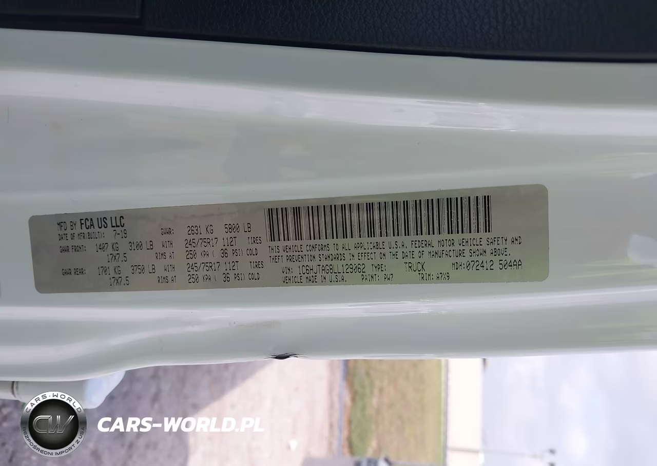 2020 Jeep Gladiator Sport S 4X4 VIN:1C6HJTAG8LL129062 - 9