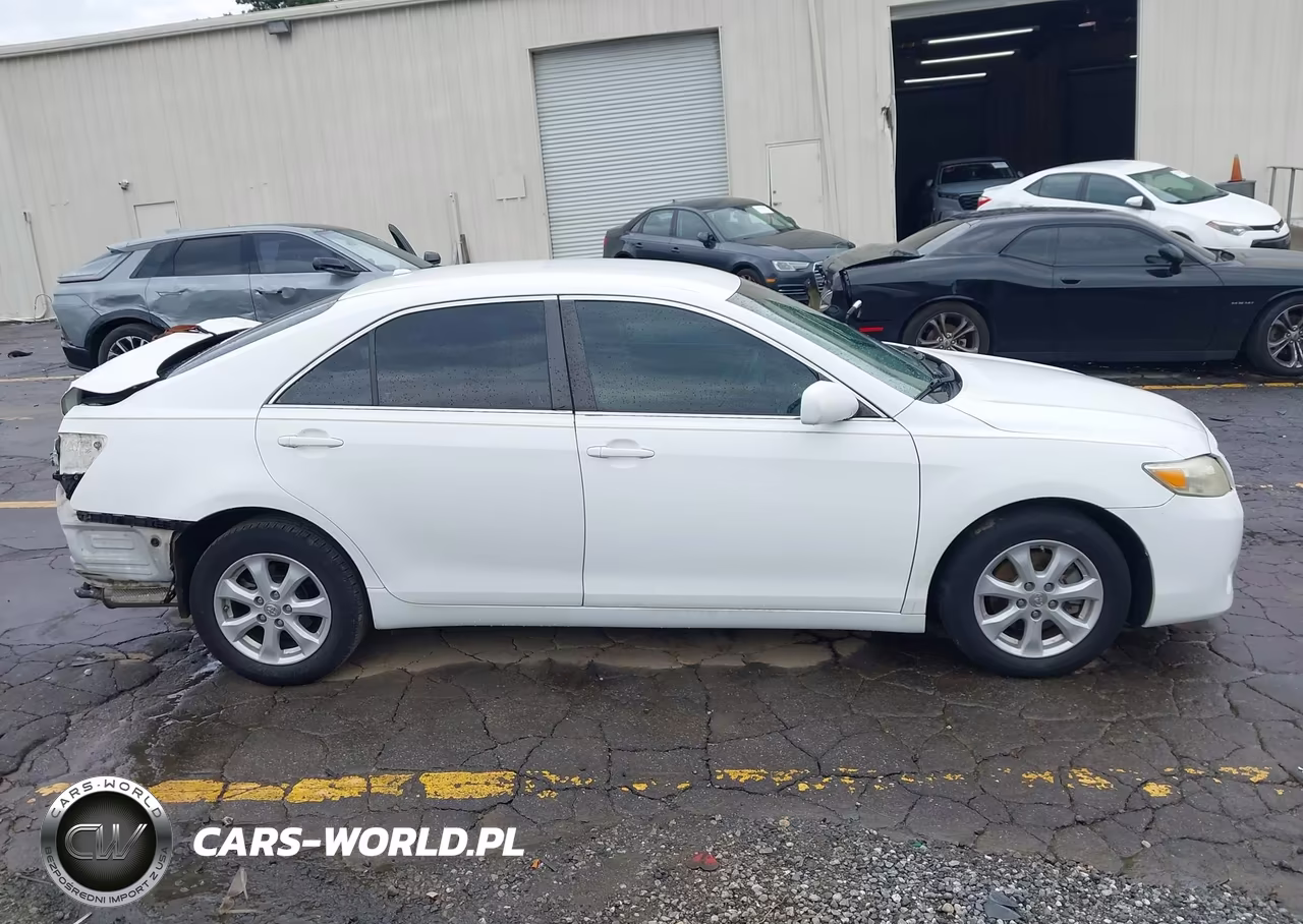 2011 Toyota Camry Le VIN:4T1BF3EK0BU675065 - 13