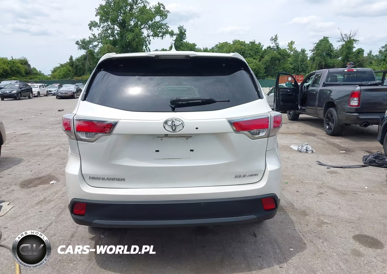 2016 Toyota Highlander Xle V6 VIN:5TDJKRFH3GS282545 - 17