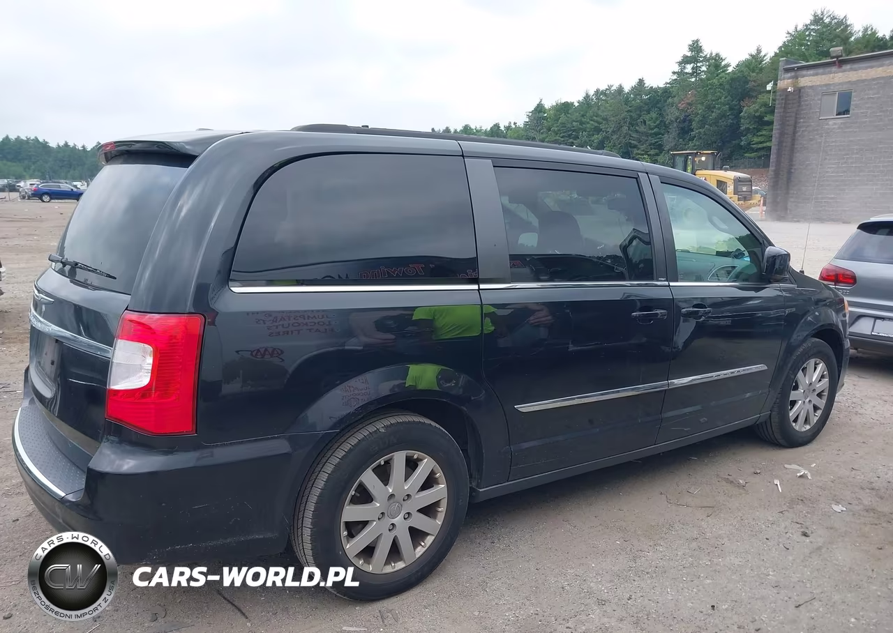 2014 Chrysler Town & Country Touring VIN:2C4RC1BG9ER113652 - 13
