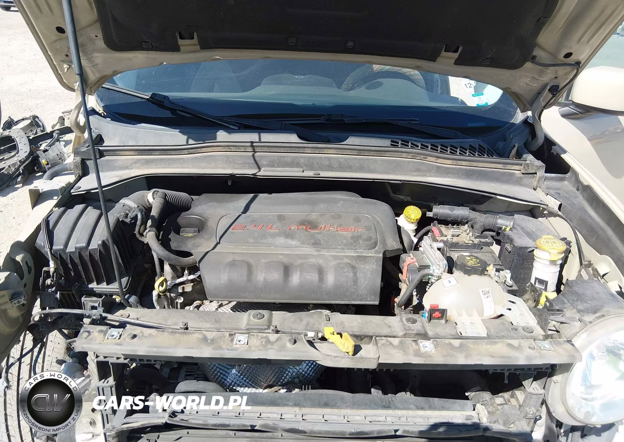 2015 Jeep Renegade Latitude VIN:ZACCJABTXFPB42656 - 10
