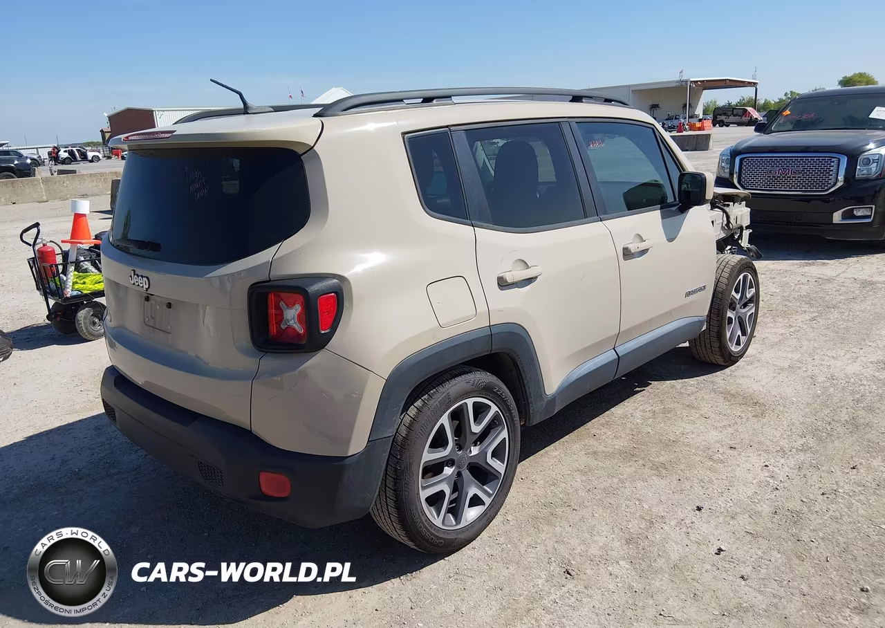 2015 Jeep Renegade Latitude VIN:ZACCJABTXFPB42656 - 4