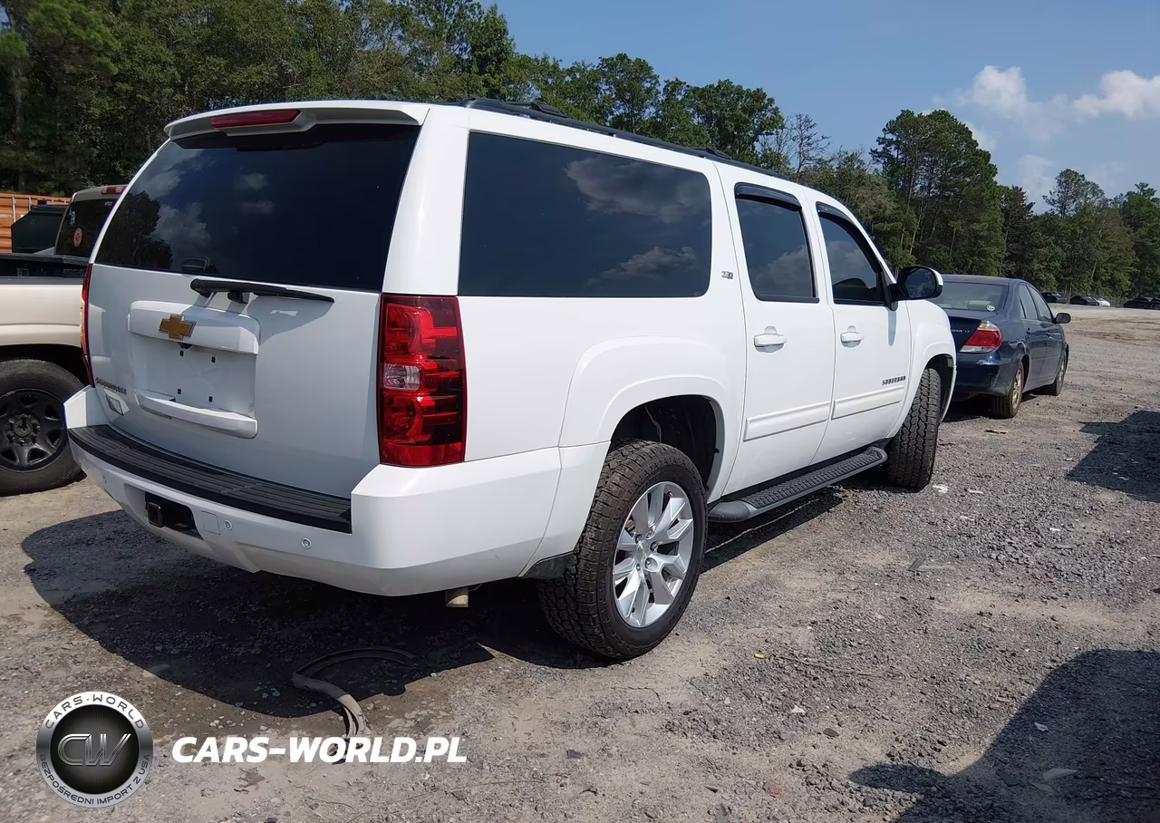 2014 Chevrolet Suburban Lt VIN:1GNSKJE76ER153779 - 4