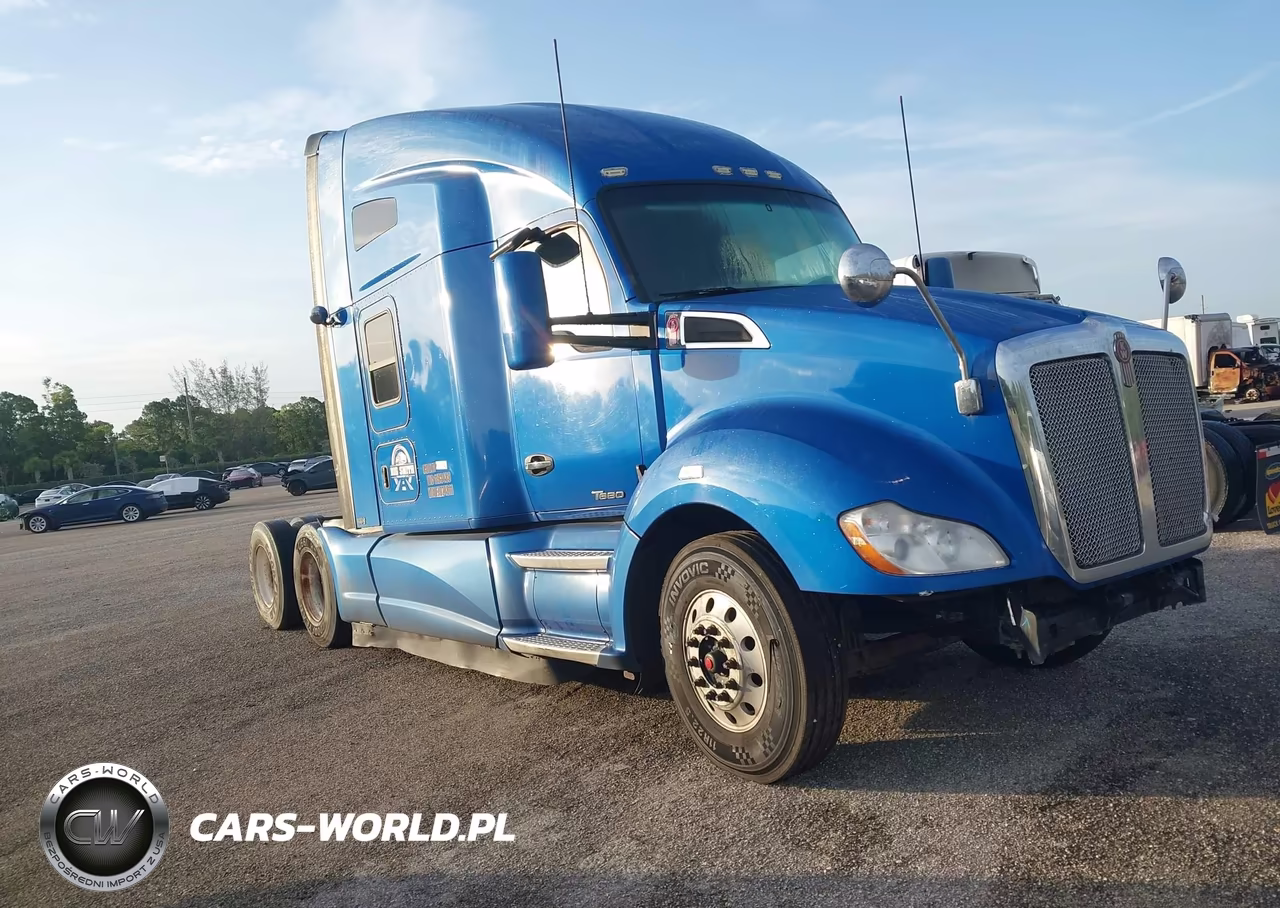 2015 Kenworth Construction T680