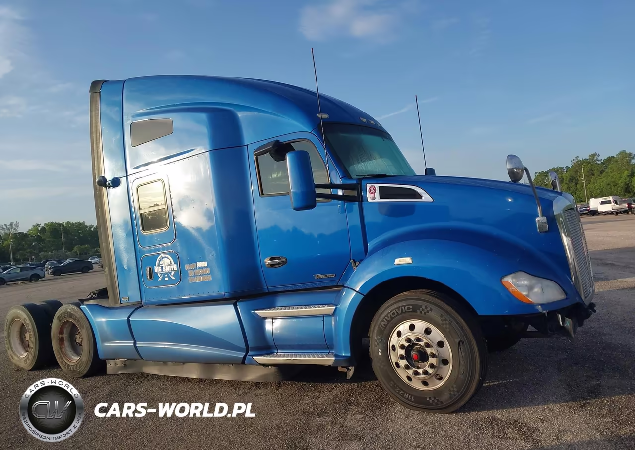 2015 Kenworth Construction T680 VIN:1XKYDP9X7FJ974811 - 16