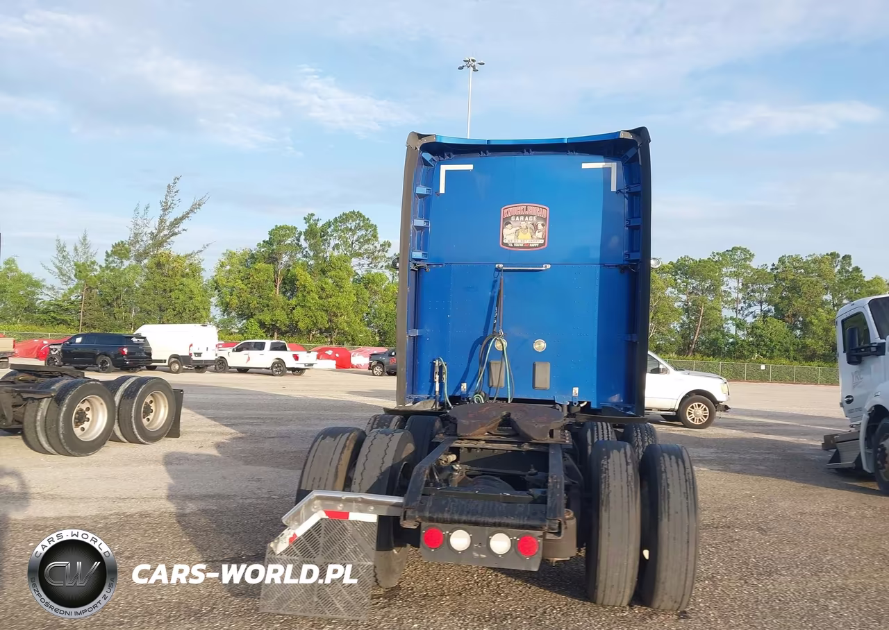 2015 Kenworth Construction T680 VIN:1XKYDP9X7FJ974811 - 18