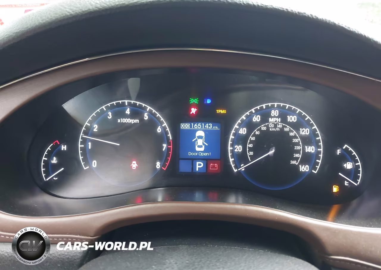 2009 Hyundai Genesis 3.8 VIN:KMHGC46E39U021488 - 7