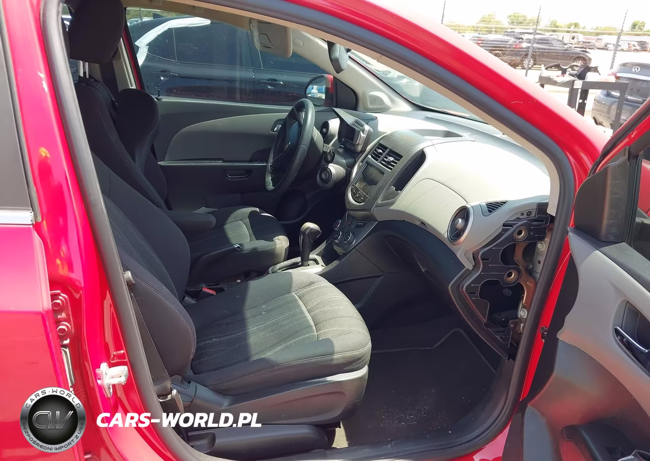 2015 Chevrolet Sonic Lt Auto VIN:1G1JC6SB2F4175745 - 5