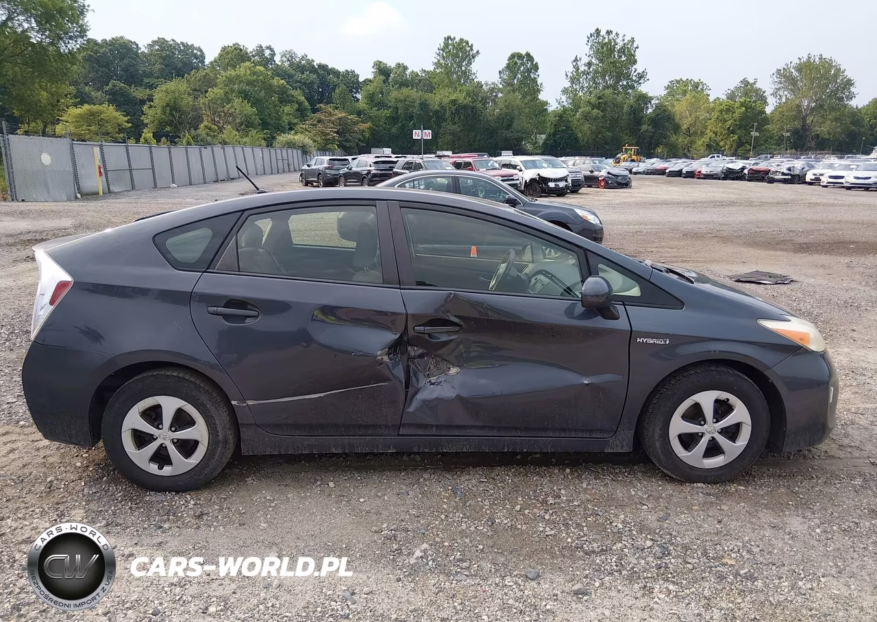 2012 Toyota Prius Two VIN:JTDKN3DU6C1543215 - 13
