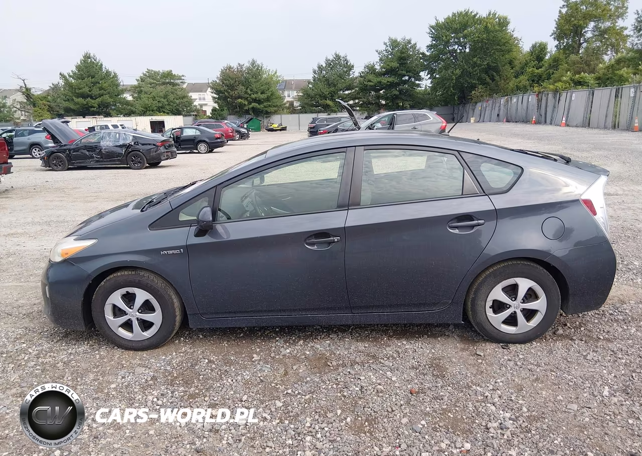 2012 Toyota Prius Two VIN:JTDKN3DU6C1543215 - 14