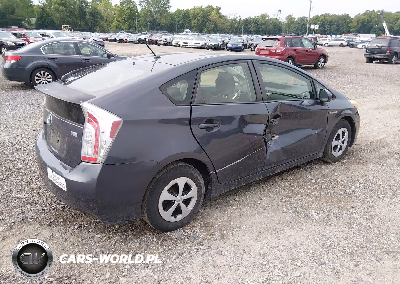 2012 Toyota Prius Two VIN:JTDKN3DU6C1543215 - 4