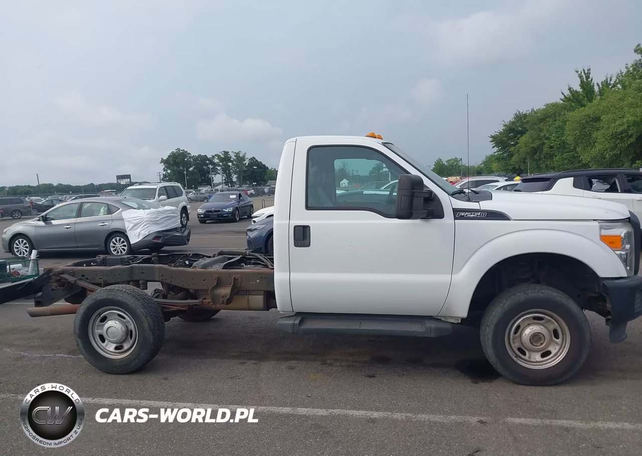 2016 Ford F-250 Xl VIN:1FTBF2B66GEA18892 - 12