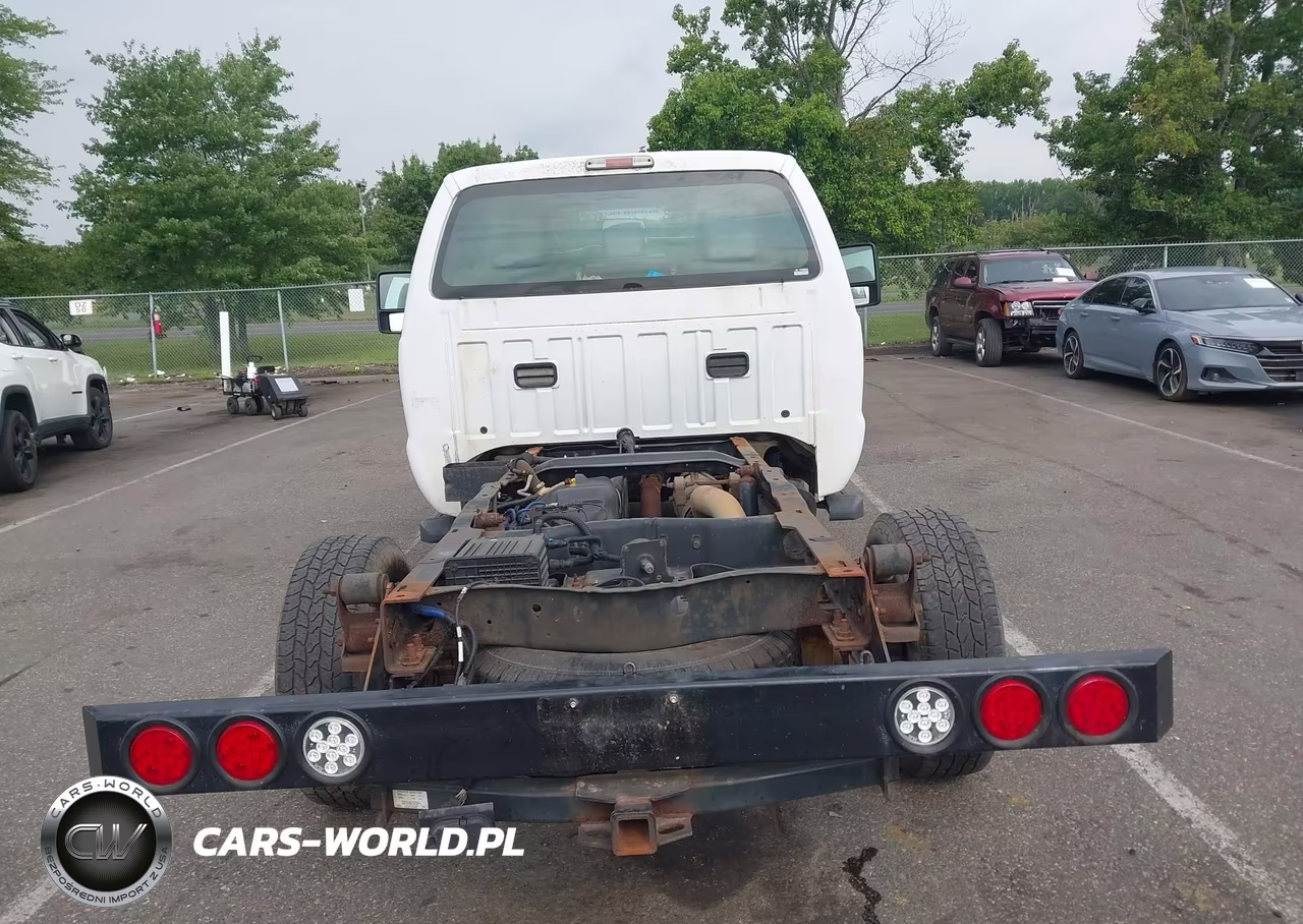 2016 Ford F-250 Xl VIN:1FTBF2B66GEA18892 - 13