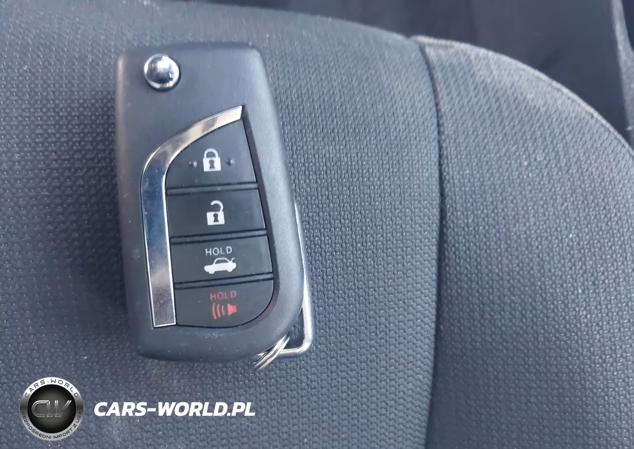 2025 Toyota Corolla Hybrid Le VIN:JTDBCMFE8S3095340 - 11