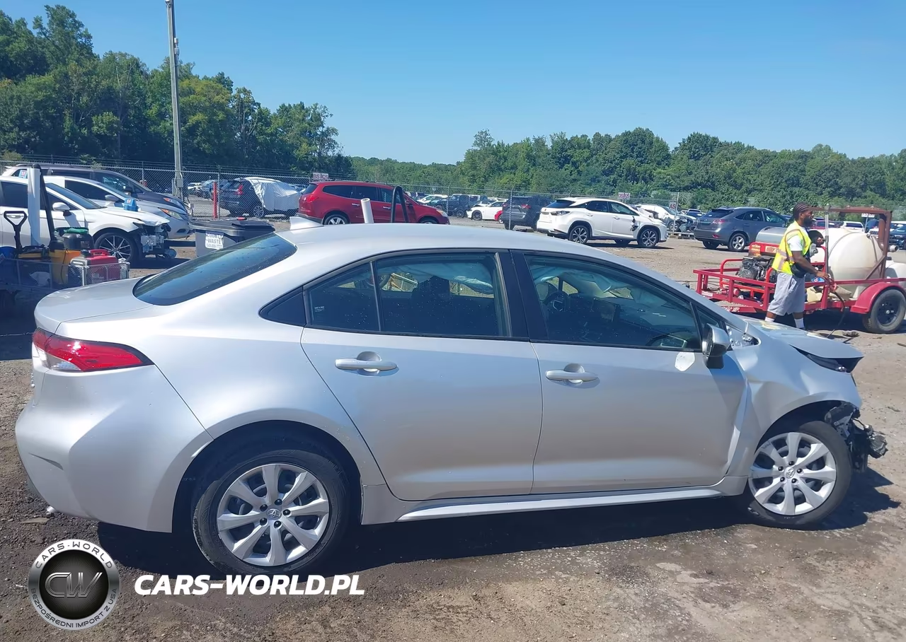 2025 Toyota Corolla Hybrid Le VIN:JTDBCMFE8S3095340 - 14