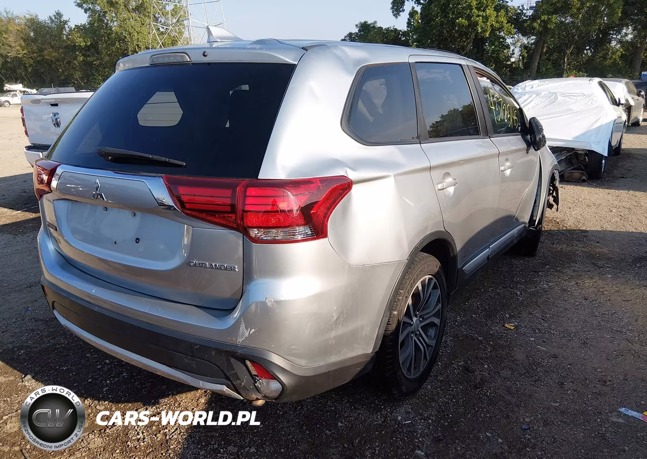 2018 Mitsubishi Outlander Es VIN:JA4AD2A36JZ002789 - 4