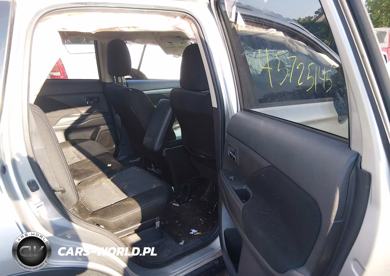2018 Mitsubishi Outlander Es VIN:JA4AD2A36JZ002789 - 8