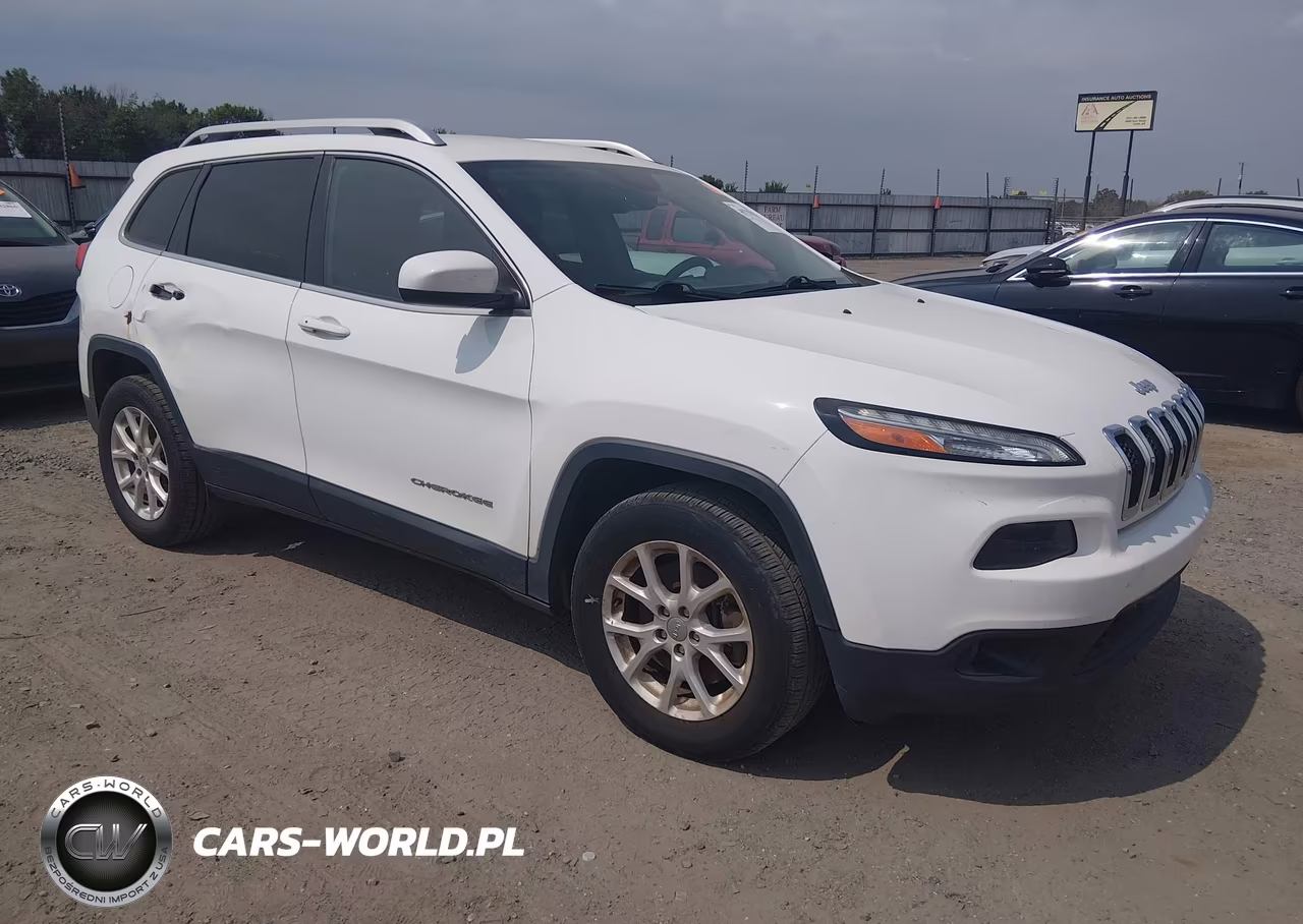 2015 Jeep Cherokee Latitude – zdjęcie 1 z 17