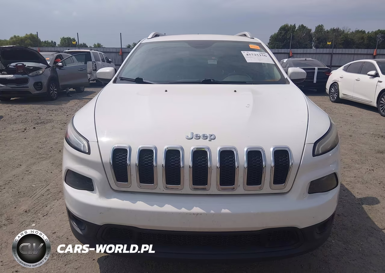 2015 Jeep Cherokee Latitude VIN:1C4PJMCS6FW788708 - 12