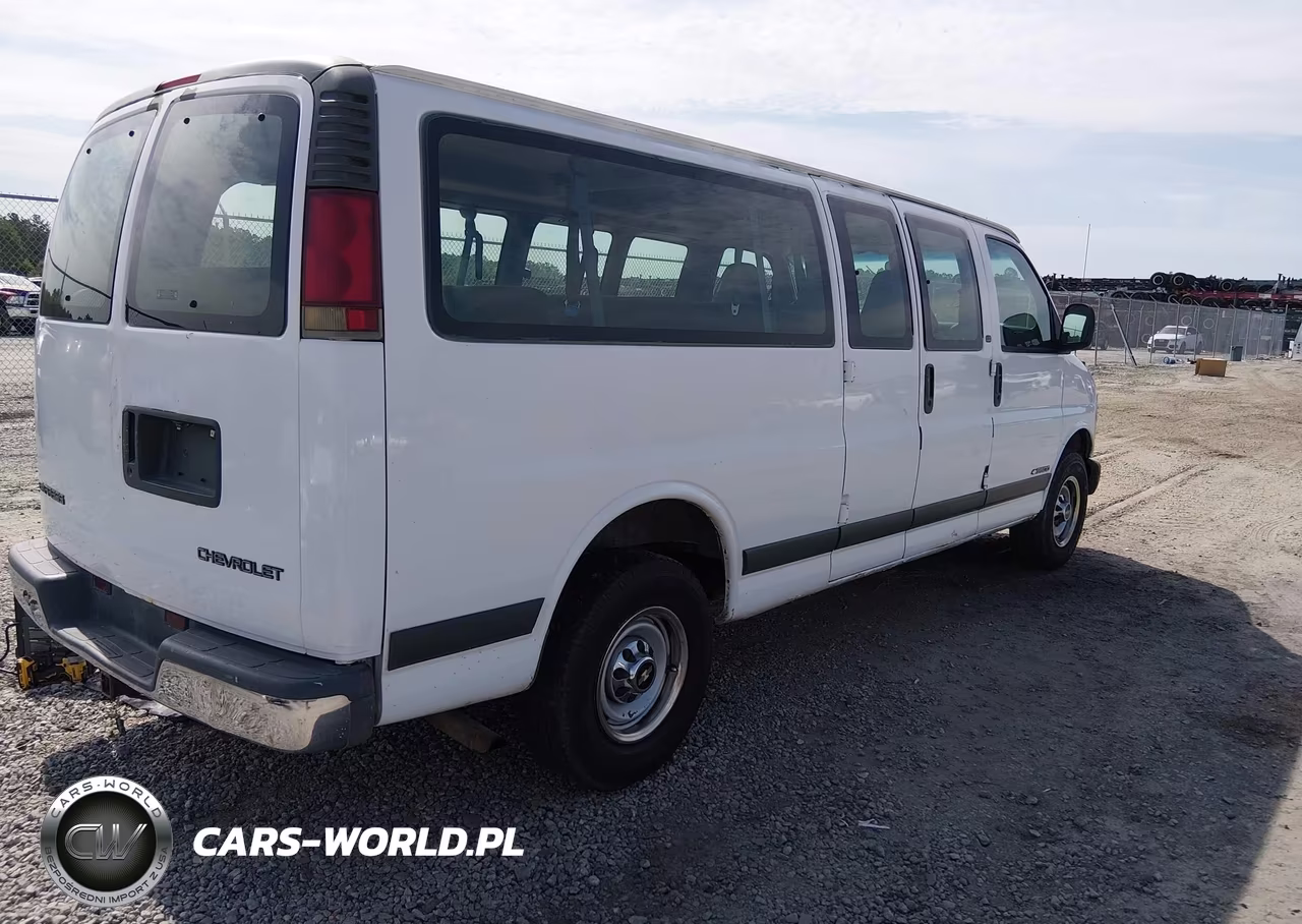 2002 Chevrolet Express Van VIN:1GAHG39R221189239 - 4