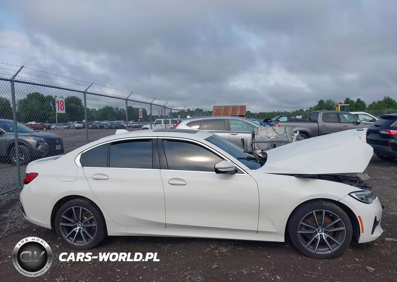 2019 BMW 330I xDrive VIN:WBA5R7C56KAJ80350 - 13