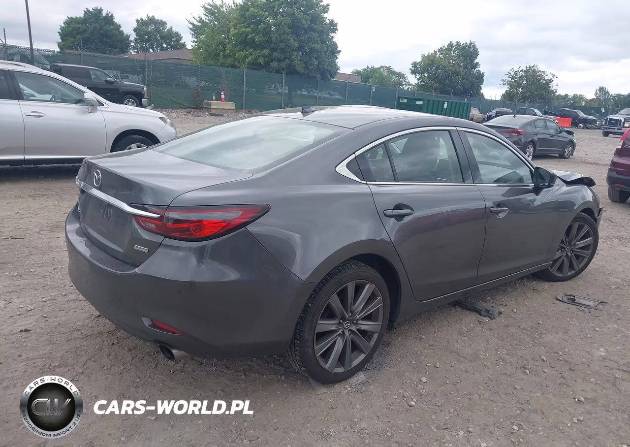 2018 Mazda Mazda6 Grand Touring VIN:JM1GL1TY1J1330075 - 4
