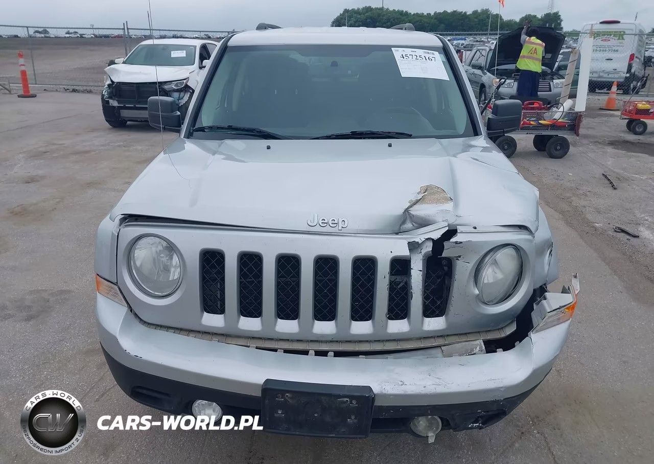 2013 Jeep Patriot Latitude VIN:1C4NJPFA4DD260542 - 12