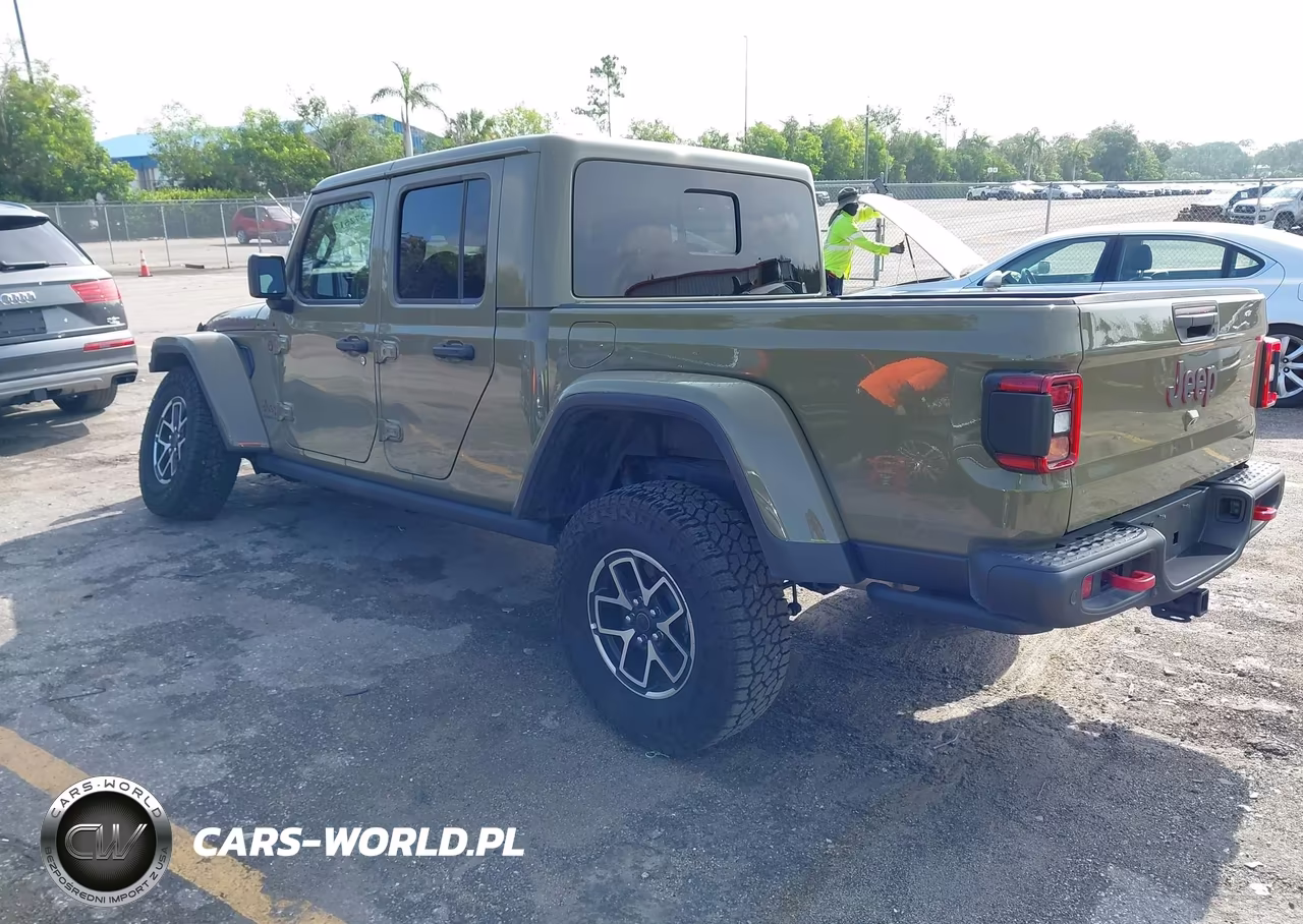 2025 Jeep Gladiator Rubicon VIN:1C6RJTBG7SL551650 - 3