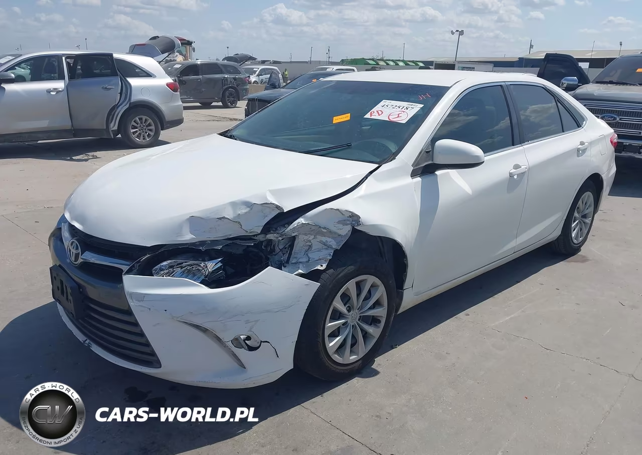2015 Toyota Camry Le VIN:4T1BF1FK1FU067824 - 2