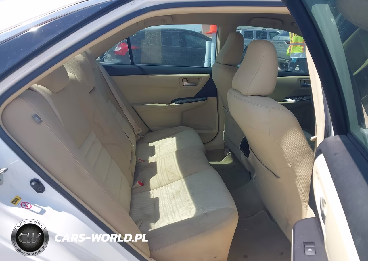 2015 Toyota Camry Le VIN:4T1BF1FK1FU067824 - 8