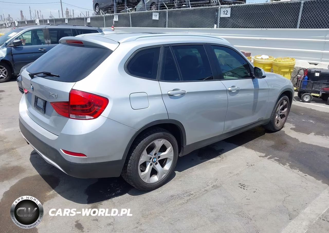 2013 BMW X1 Sdrive28I VIN:WBAVM1C54DVW41021 - 4
