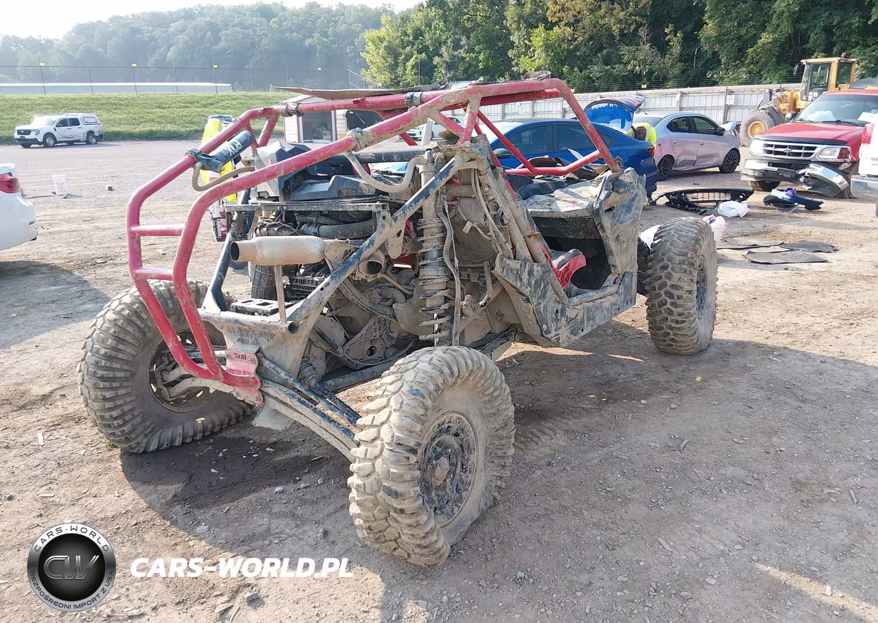 2025 Can-Am Maverick X3 X Rc 72 Turbo Rr VIN:3JBVVAV40SE000229 - 4