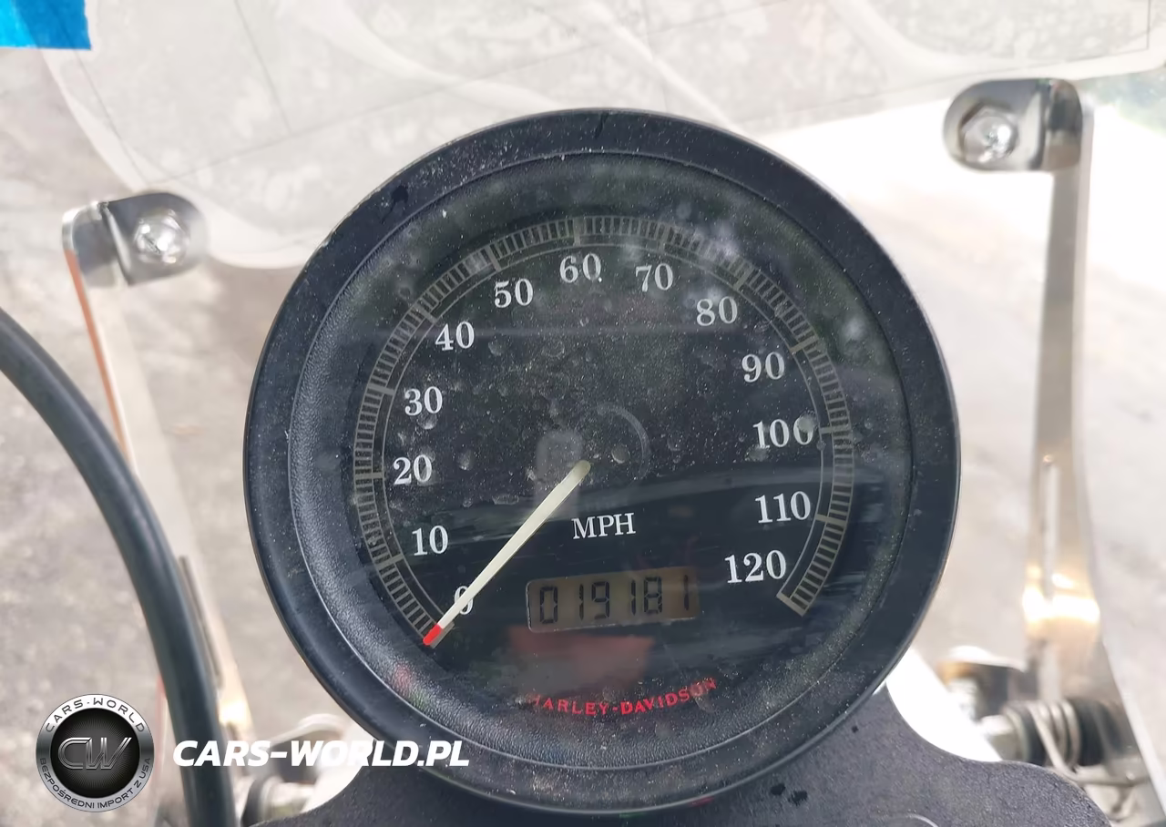 2000 Harley-Davidson Xl883 VIN:1HD4CAM1XYK136572 - 7